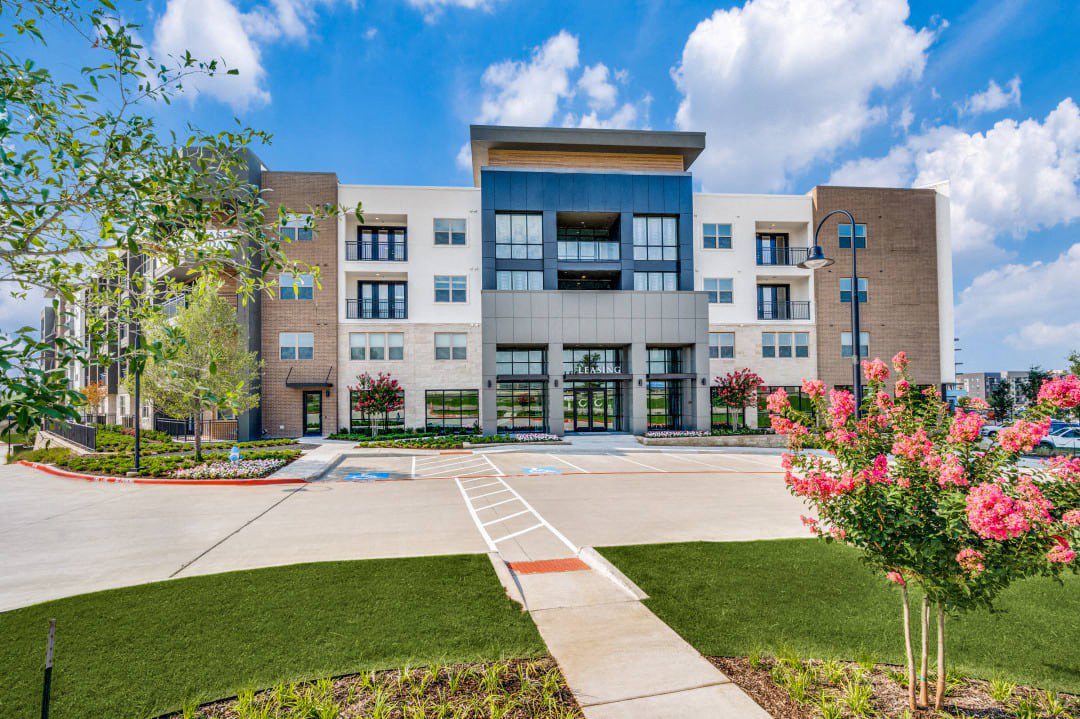 OLIVIAN At The Realm