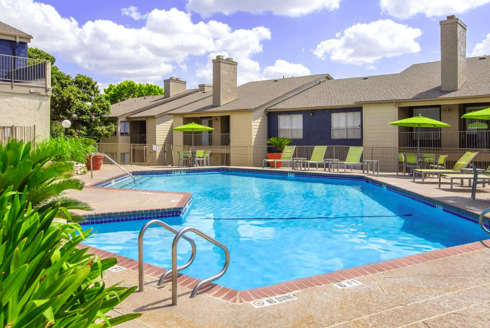 Relaxing Swimming Pool With Sundeck at Melia, Texas