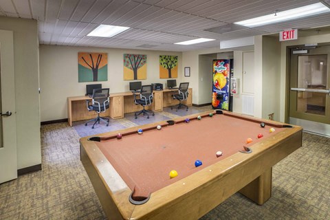 Huntington Plaza Plaza Game Room Huntington Plaza Plaza Game Room