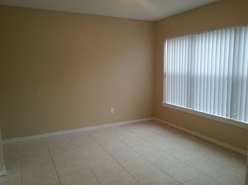 410 VICTORY GARDEN DRIVE 1-3 Beds Apartment for Rent - Photo Gallery 5