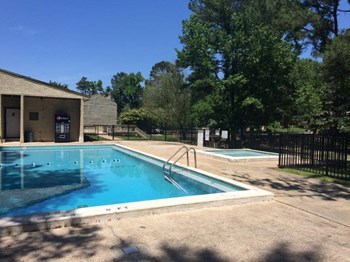 410 VICTORY GARDEN DRIVE 1-3 Beds Apartment for Rent - Photo Gallery 2