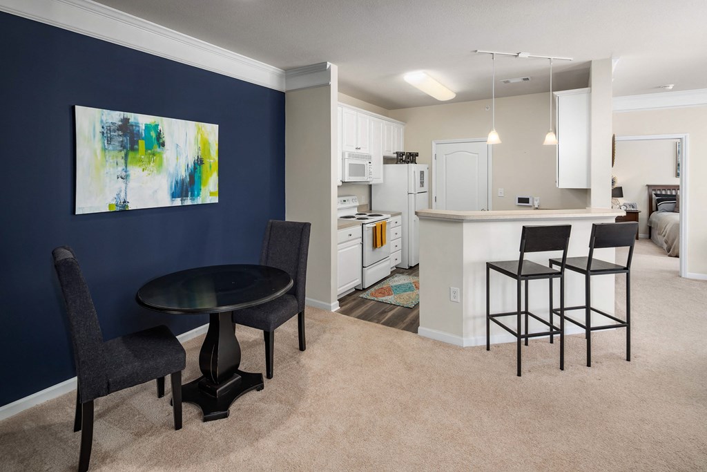 Fitted Kitchen With Island Dining at Abberly Green Apartment Homes, Mooresville, 28117