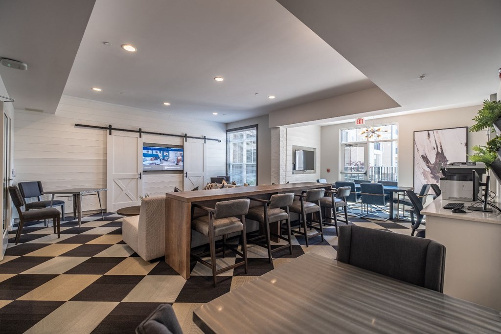 Conference Room With Television at Abberly CenterPointe Apartment Homes by HHHunt, Midlothian, Virginia