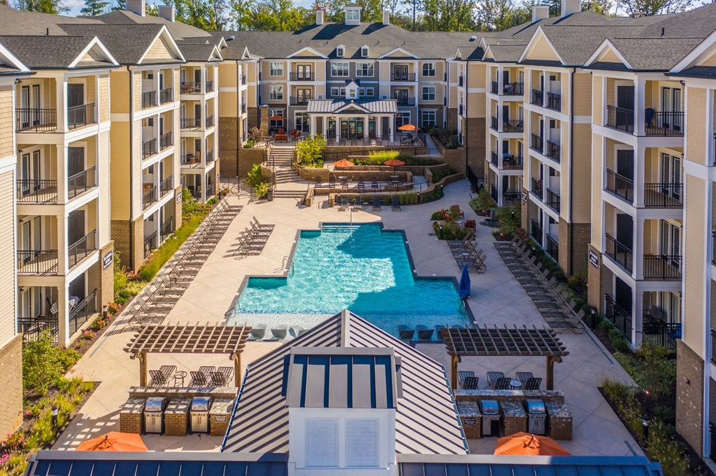 Top view at Abberly CenterPointe Apartment Homes, Virginia