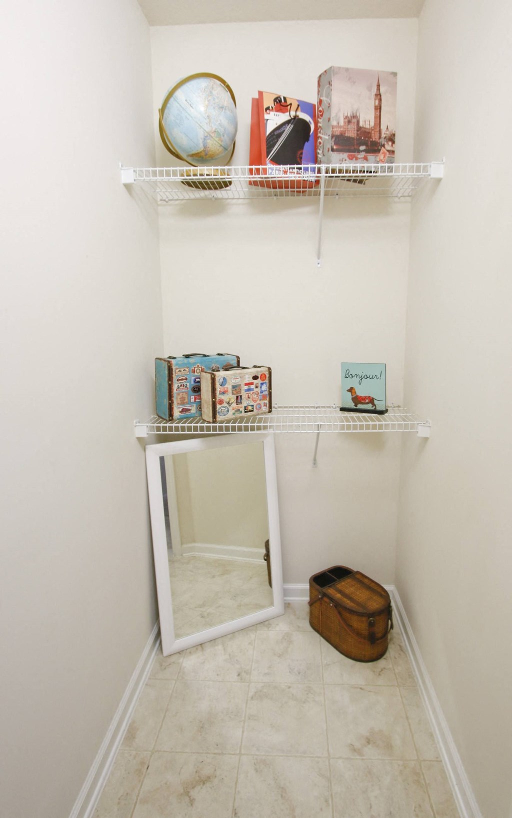 Den View at Abberly Place at White Oak Crossing Apartments, HHHunt Corporation, Garner, NC, 27529