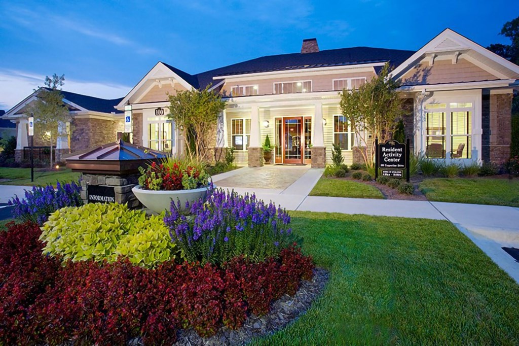 Resident Activity Center at Abberly Place at White Oak Crossing Apartments, HHHunt Corporation, Garner, North Carolina