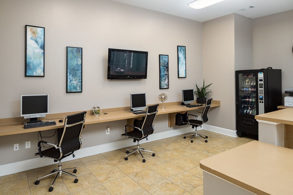 Computer Center With Internet Access at Abberly Pointe Apartment Homes by HHHunt, Beaufort