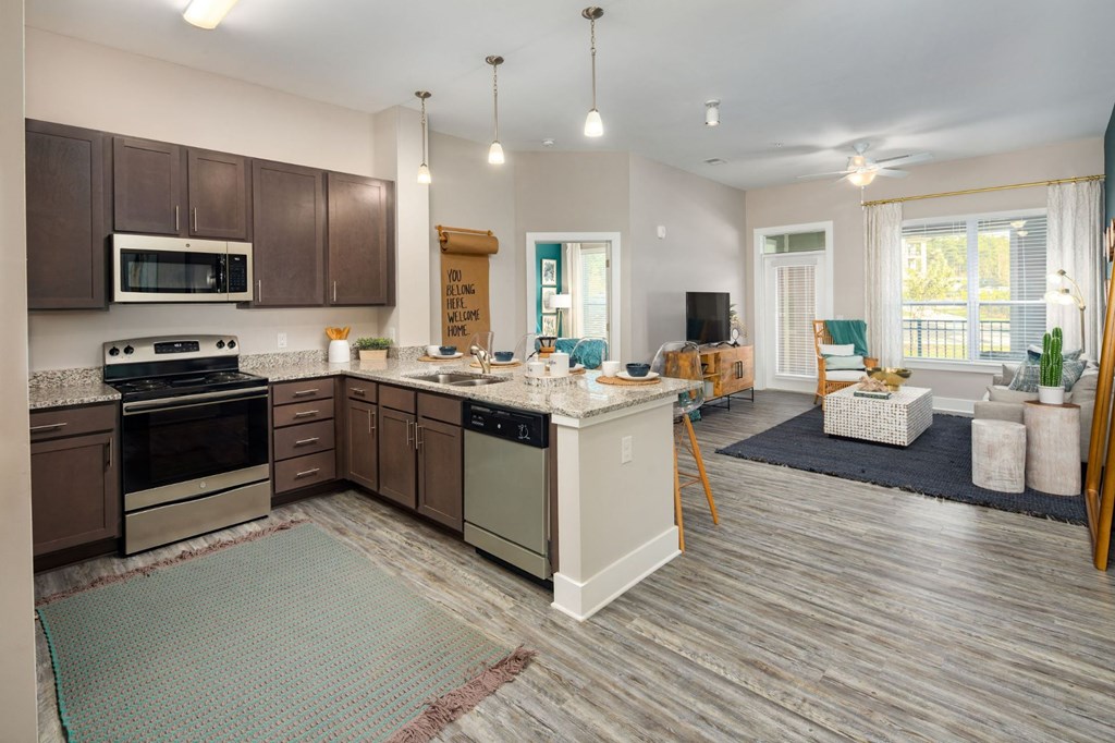Fully Equipped Kitchen at Abberly Solaire Apartment Homes, North Carolina, 27529