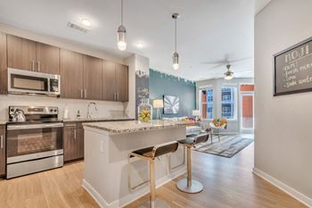 Fully Furnished Kitchen at Abberly Noda Vista Apartment Homes, Charlotte, 28206