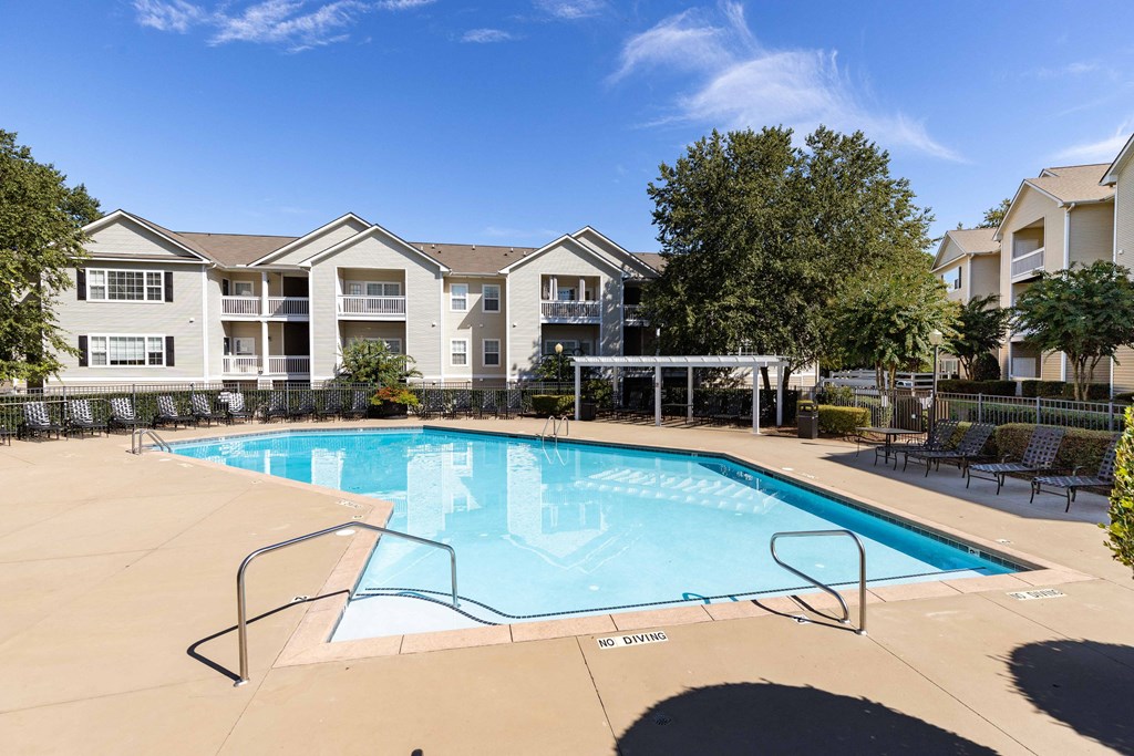 Outdoor Swimming Pool at Abberly Woods Apartment Homes, Charlotte, 28216
