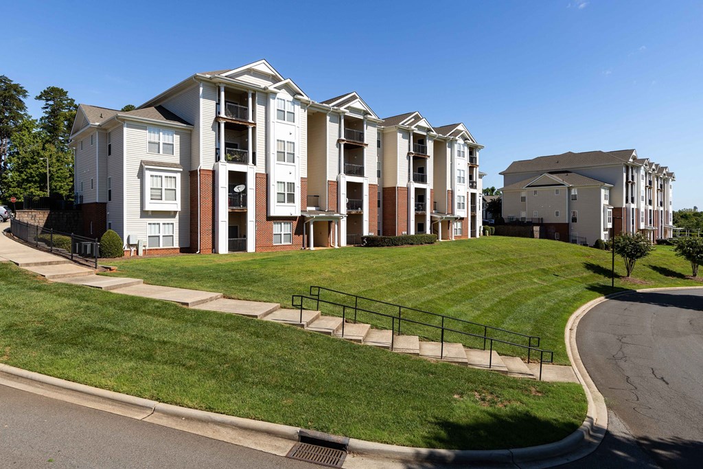 Walking Paths at Abberly Woods Apartment Homes, Charlotte, North Carolina 28216