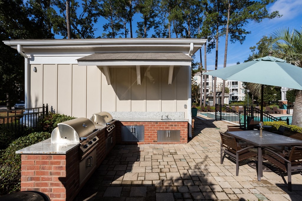 BBQ Area at West Ashley Apartment Homes, Charleston, 29414