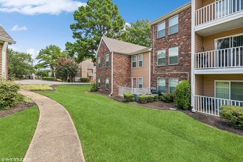 our apartments have a spacious courtyard with green grass our apartments have a spacious courtyard with green grass at The Local Apartments, Memphis, 38115