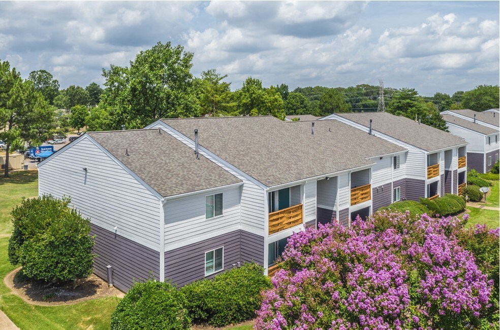 Exterior at The Stella in Memphis, TN