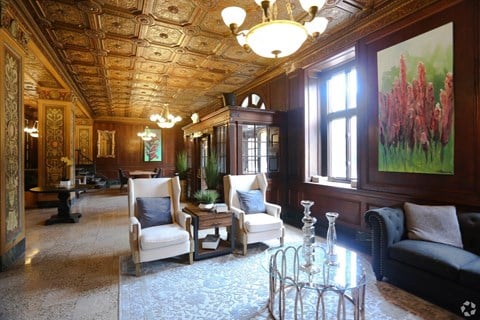 Lobby Lounge at The Embassy, St. Louis, 63108