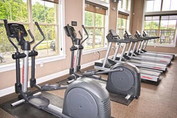 Fitness Center - Photo Gallery 8