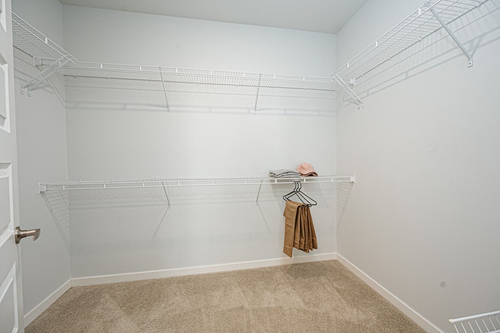 Walk-in Closet at The Pointe at Polaris Apartments