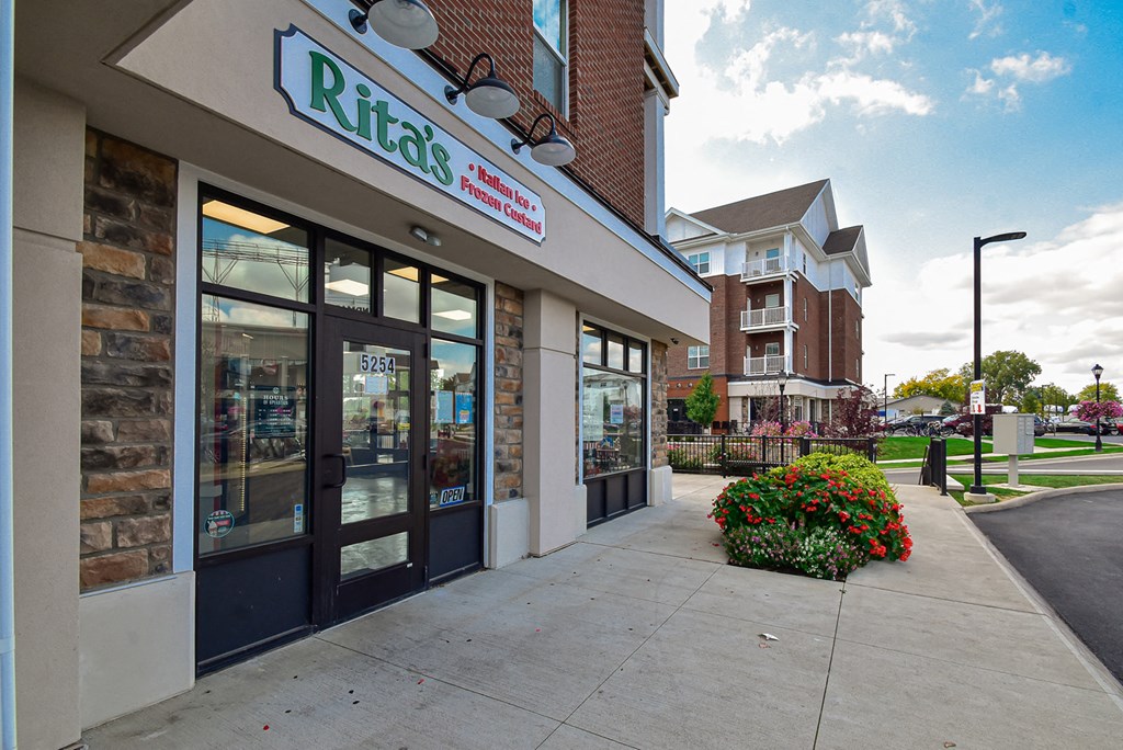 Onsite Retail at Landmark Lofts Apartments in Hilliard Ohio