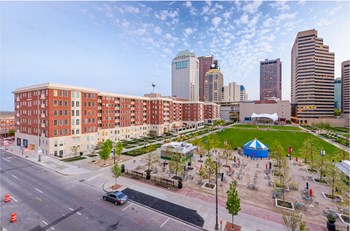 Living with a View highpoint, columbus commons, downtown columbus, downtown apartments - Photo Gallery 2