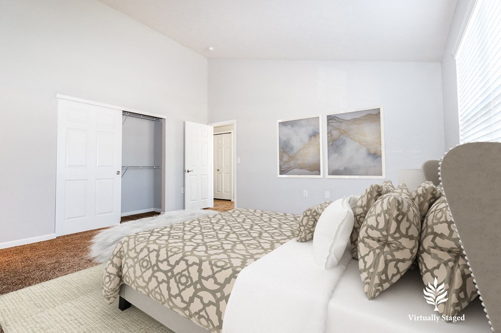 Bedroom at Olentangy Reserve Apartments in Olentangy School District in Lewis Center