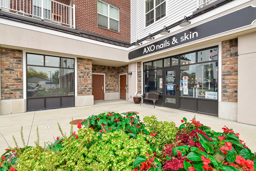 Onsite Retail at Landmark Lofts Apartments in Hilliard Ohio