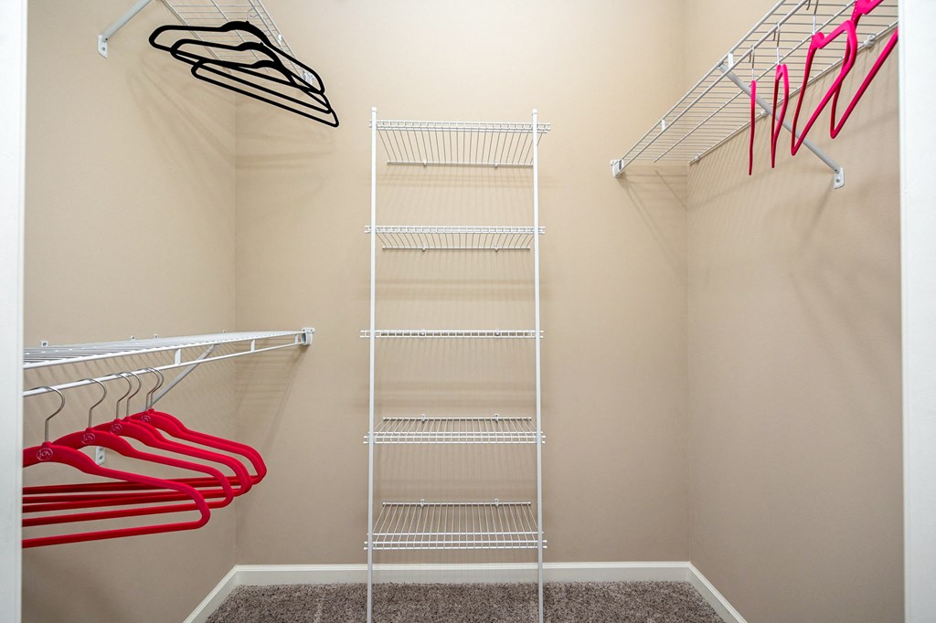 the walk in closet at the preserve apartments