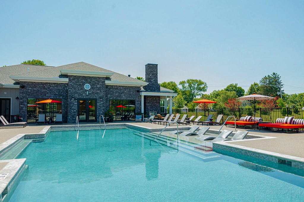 the swimming pool at the resort at governors crossing