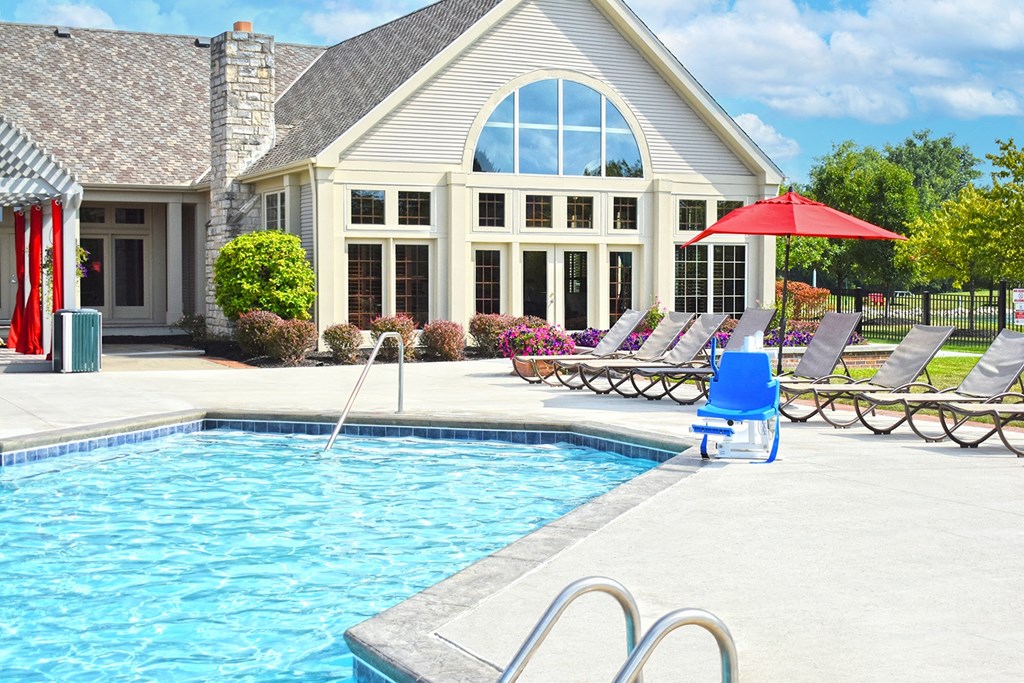 Luxury Pool at Asherton of Dublin Apartments in Ohio