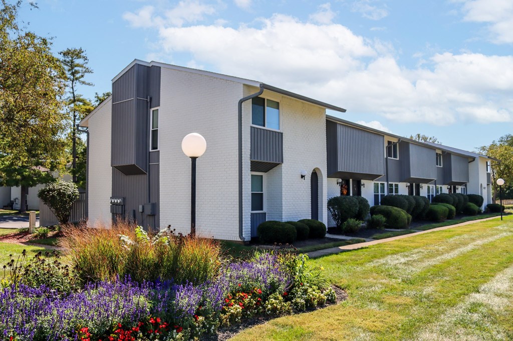 Nicholas Square Apartments, 522 Nicholas Square, Circleville, OH RentCafe