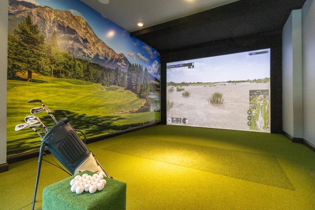 Golf Simulator at Northstar Flats Apartments in Sunbury, OH