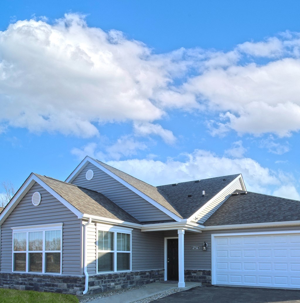 Ponds At Madison Exterior