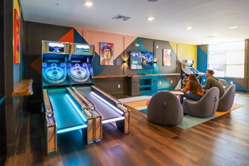 Game Room - Photo Gallery 3