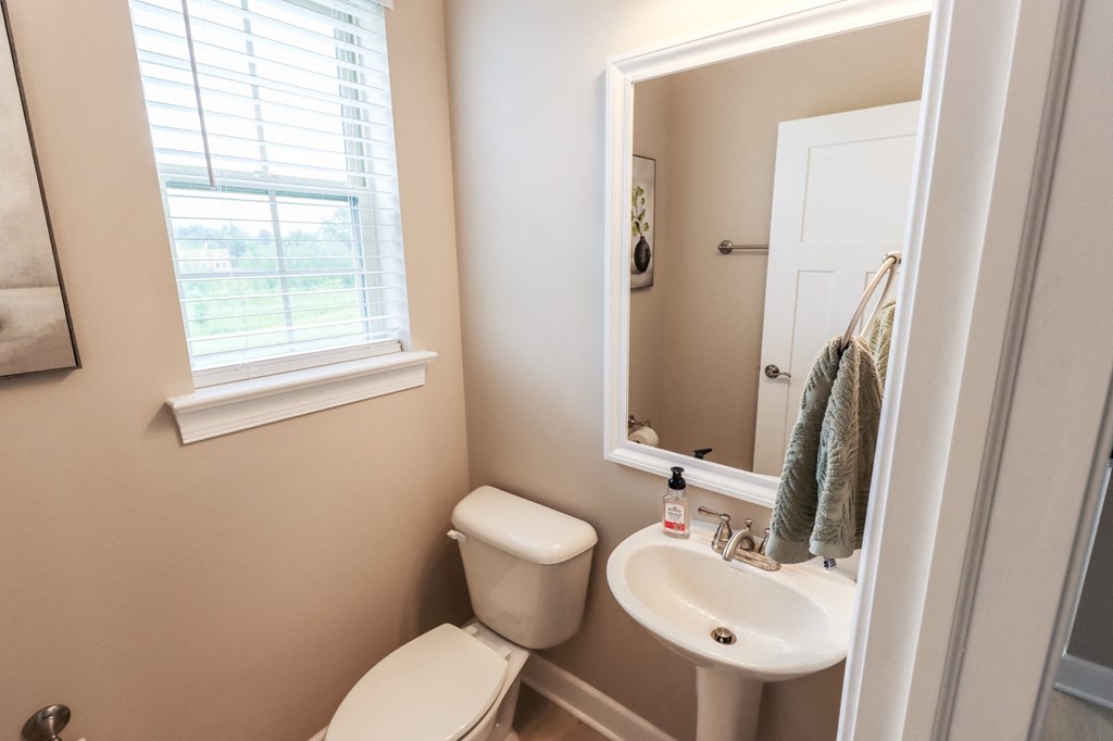 Bathroom at The Strand at Beulah Luxury 2 bedroom Townhomes for rent in Grove City Ohio