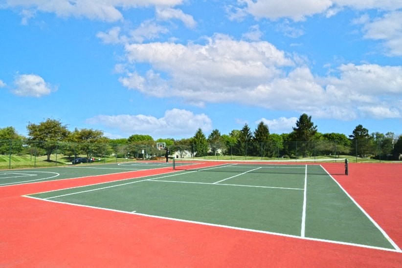Asherton of Dublin Apartments Tennis Court