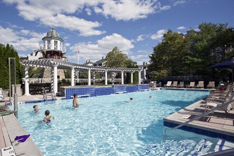 Harbors Club Pool