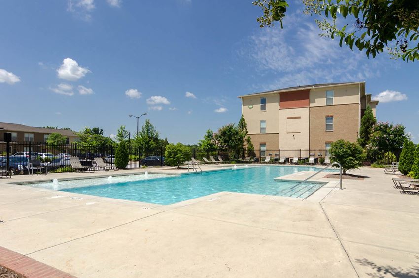 Large Swimming pool for residents at Ashley Collegetown in Atlanta, Georgia - Photo Gallery 1