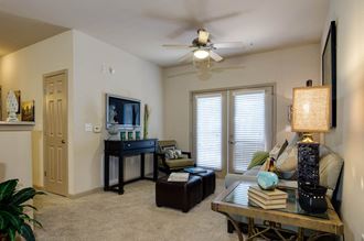 387 Joseph E Lowery Blvd SW 1-3 Beds Apartment for Rent - Photo Gallery 1