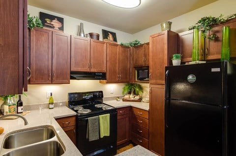 Modern Kitchen area at Ashley Collegetown in Atlanta, Georgia