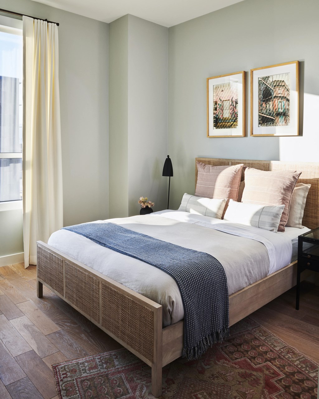 Odeon South Market Downtown New Orleans Luxury High-rise Apartment