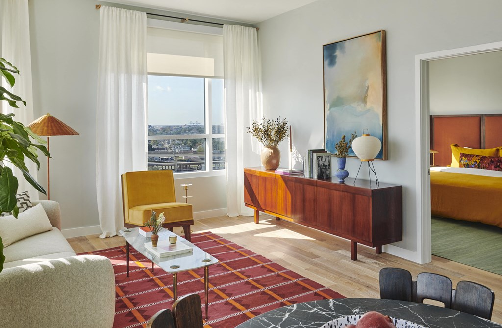 Odeon South Market Downtown New Orleans Luxury High-rise Apartment