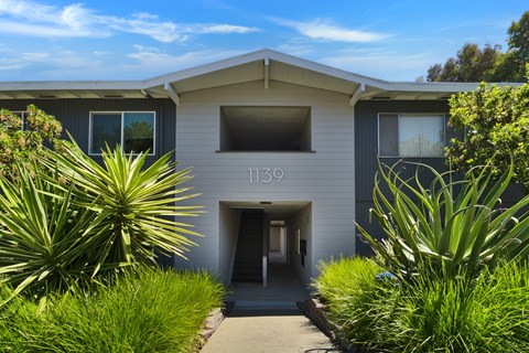 A modern building with the number 1139 on it.
