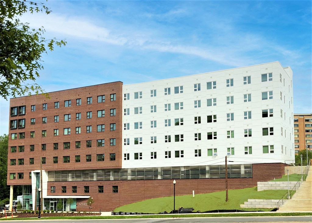 the building in which the hotel is located