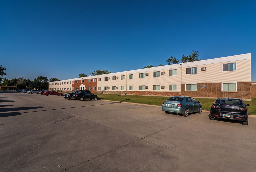 Amberwood Court Apartments | Grand Forks, ND Amberwood Court Apartments | Grand Forks, ND