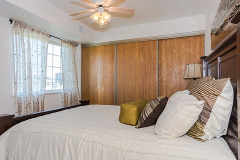 Desoto Townhomes | Bedroom