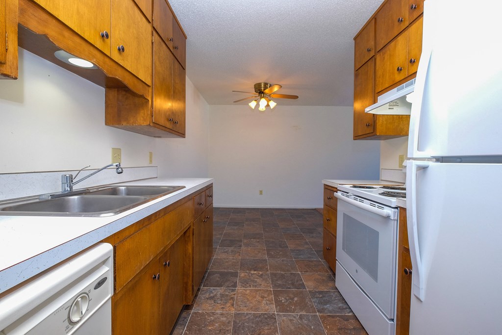 the kitchen is clean and ready for us to use. Fargo, ND Betty Ann Apartments