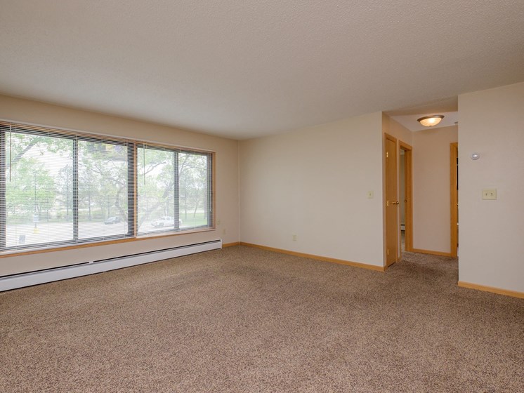 Birchwood Apartments | Living Room
