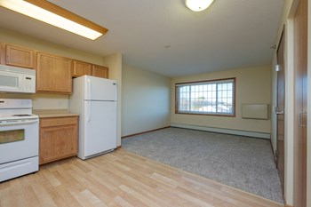 Crossroads Apartments | Living Room Crossroads Apartments | Living Room - Photo Gallery 4