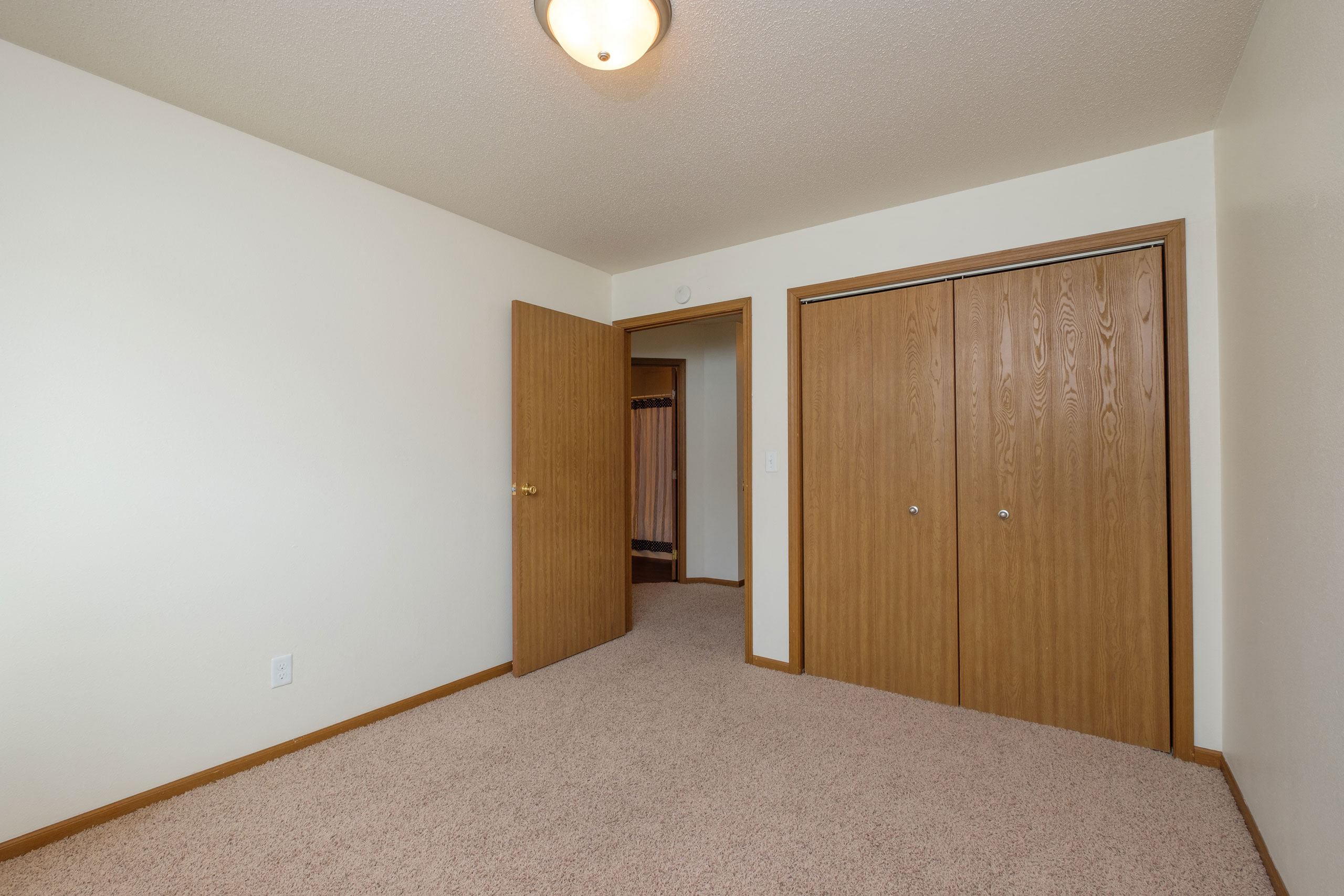 Cambridge Apartments | 2 Bedroom | Bedroom