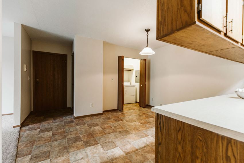 Carling Manor Apartments, 2560 17th St. S, Grand Forks, ND RentCafe