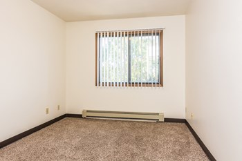 2100 29th St S 1-3 Beds Apartment for Rent - Photo Gallery 2